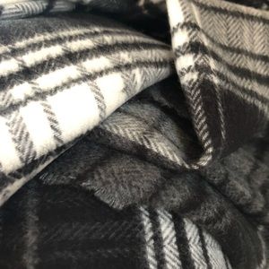 FRAAS Grey Plaid Flannel Scarf